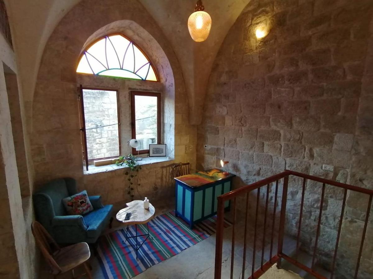 Turquoise Vandrarhem Nablus Exteriör bild