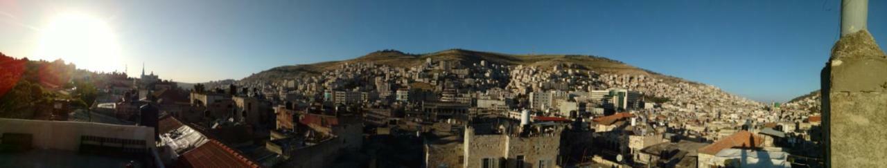 Turquoise Vandrarhem Nablus Exteriör bild
